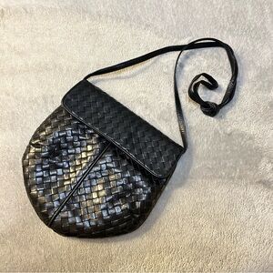 Vintage Bottega Veneta Intrecciato Weave Crossbody Bag Black Leather EEUC